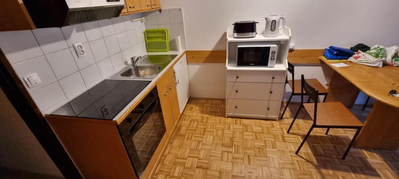 Apartma Luka With Private Parking Ізола Екстер'єр фото
